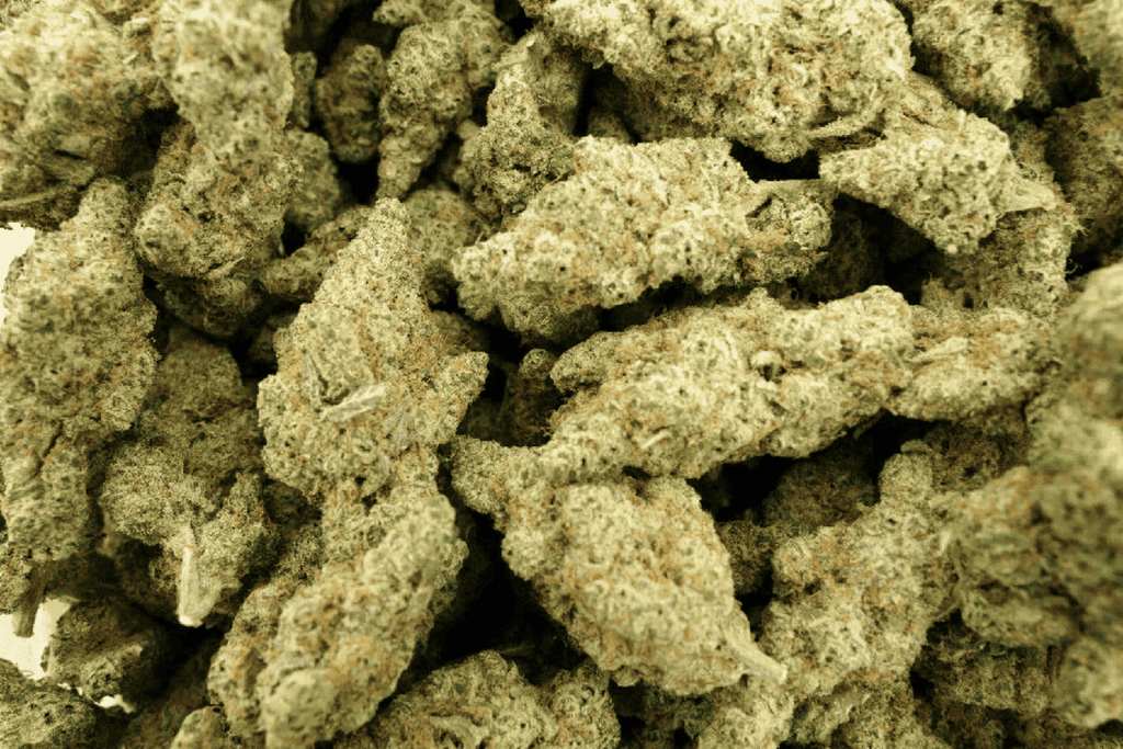 Herban Bud Premium Indica THCa Flower – Devil Fruit
